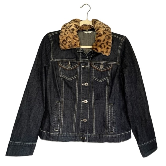 Laura Ashley Jean Denim Jacket with Removable Fur Collar Size Medium NWOT - Picture 1 of 7